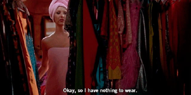 phoebe-choosing-outfit