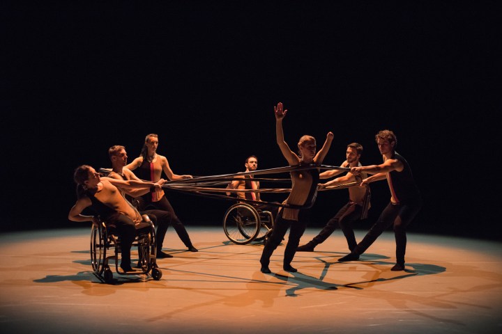 beheld-c-hugo-glendinning-3